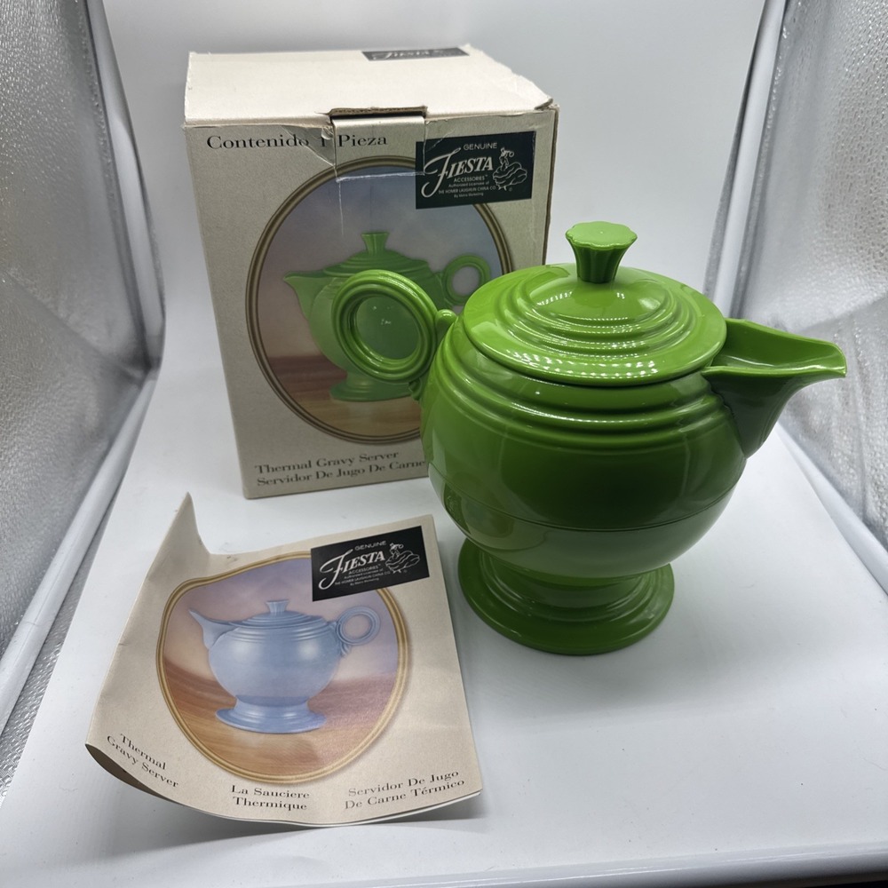 Fiesta Vintage Thermal Gravy Sauce Teapot Shamrock Green Homer Laughlin 2 Cup
